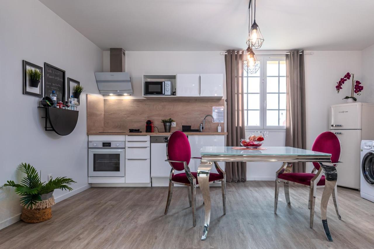 Suite L'echappee - Maison romantique - SPA&Sauna Privatif- Pole Dance - Lit rond avec miroir au plafond Pezarches Extérieur photo