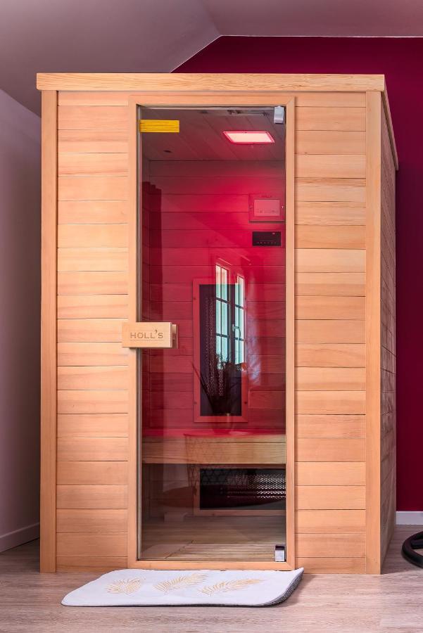Suite L'echappee - Maison romantique - SPA&Sauna Privatif- Pole Dance - Lit rond avec miroir au plafond Pezarches Extérieur photo