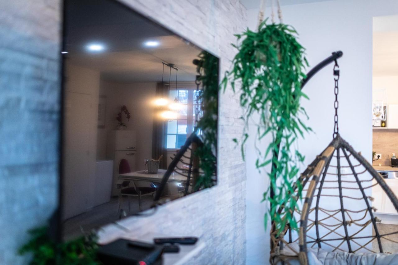 Suite L'echappee - Maison romantique - SPA&Sauna Privatif- Pole Dance - Lit rond avec miroir au plafond Pezarches Extérieur photo